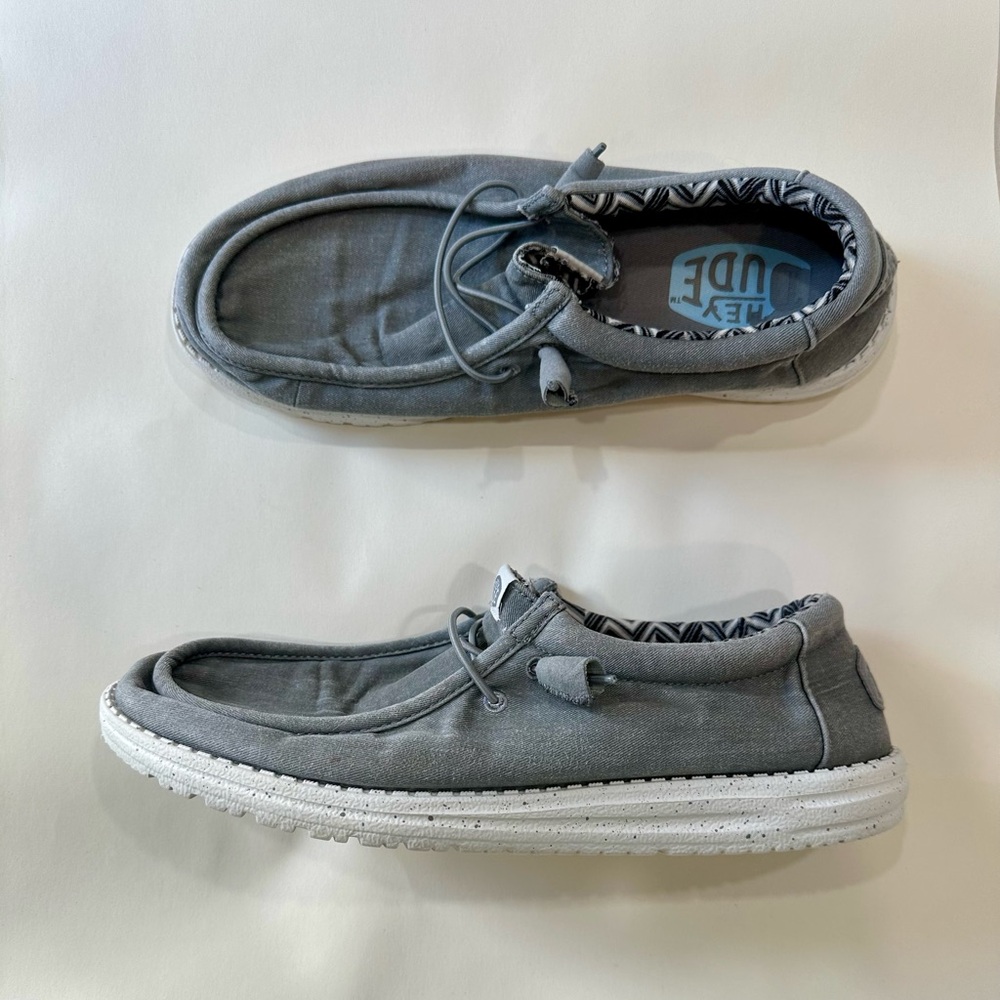 Hey Dude Men's Wally Stretch Canvas Light Gray Slip-On Loafers